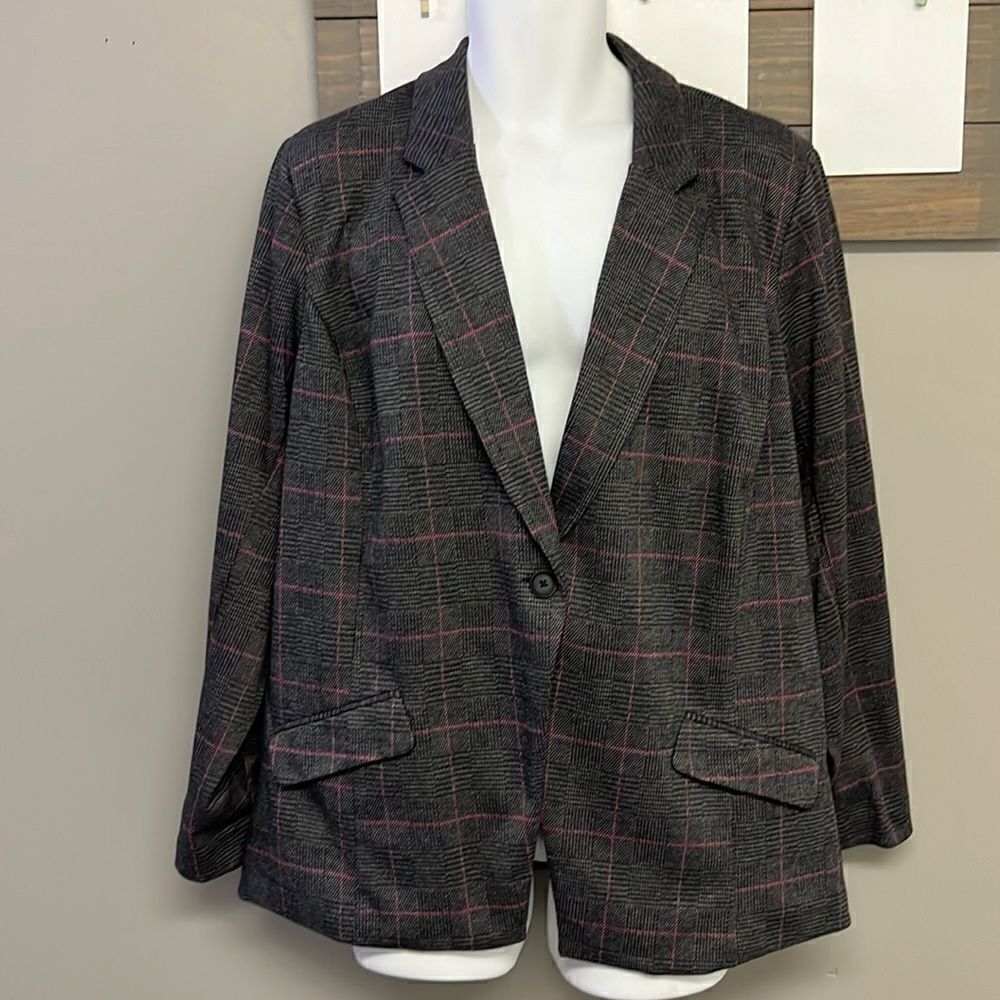 Torrid Plaid Grey/Black/Purple One Button Aline Blazer- Size 3/3XL- NWOT